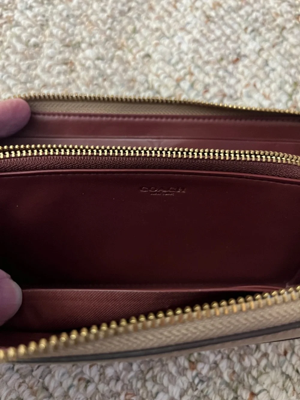 Coach Pebbled Leather Zip Wallet in Taupe with Gold Hardware - Picture 5 of 10